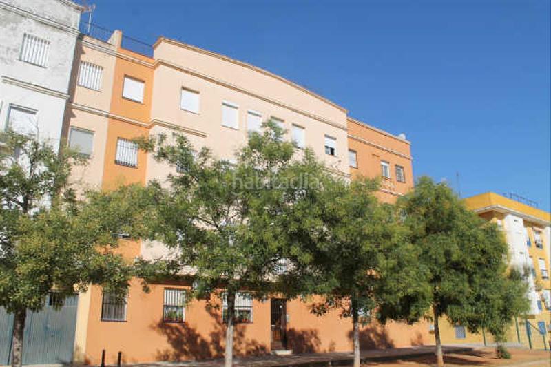 Foto cd0a8bf0-18df-49ba-8801-a37682e2ebc3. Piso solvia inmobiliaria piso en La Paz Alcalá de Guadaira
