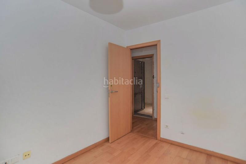 Foto c57e3185-96da-4315-b871-4c4d30fd9114. Pis a Artigues Badalona