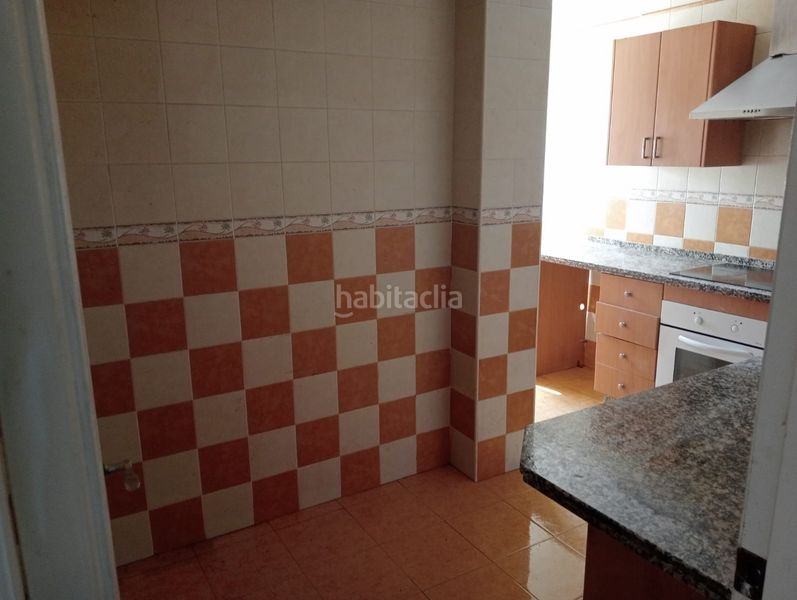 Foto 15238c76-7b86-462a-92c3-442cc01d6d7c. Pis a Las Almenas Tomares