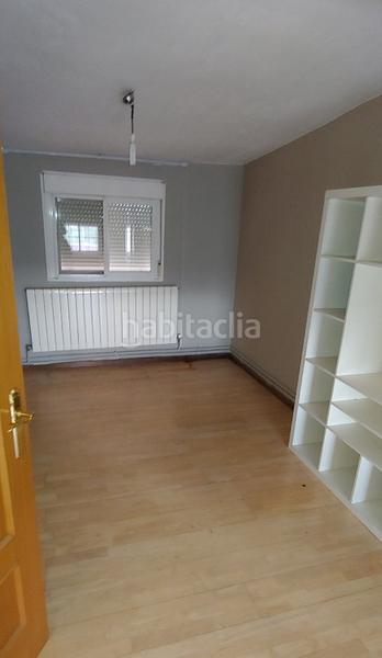 Foto 846f1c7e-4cb6-42bb-9f63-a8b2f75a7257. Xalet amb piscina a Movera Zaragoza