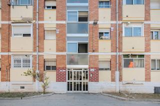 Appartement  C/ camps blancs. Solvia inmobiliaria  piso sant boi de llobregat