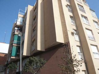 Pis  C/ ricard strauss. Solvia inmobiliaria  piso badalona