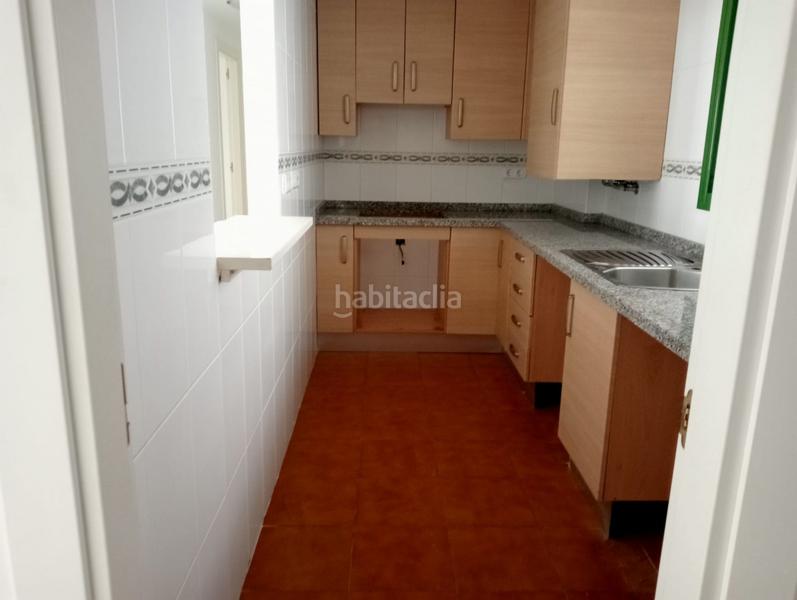 Foto 04c09562-d01e-4939-b9dd-29e43090aff4. Apartament amb aparcament piscina a El Castillo Manilva