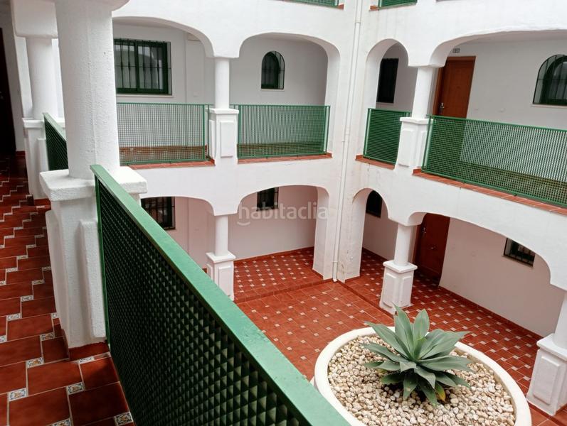 Foto b2e9c45e-155c-42aa-86be-717249bd17f5. Apartament amb aparcament piscina a El Castillo Manilva