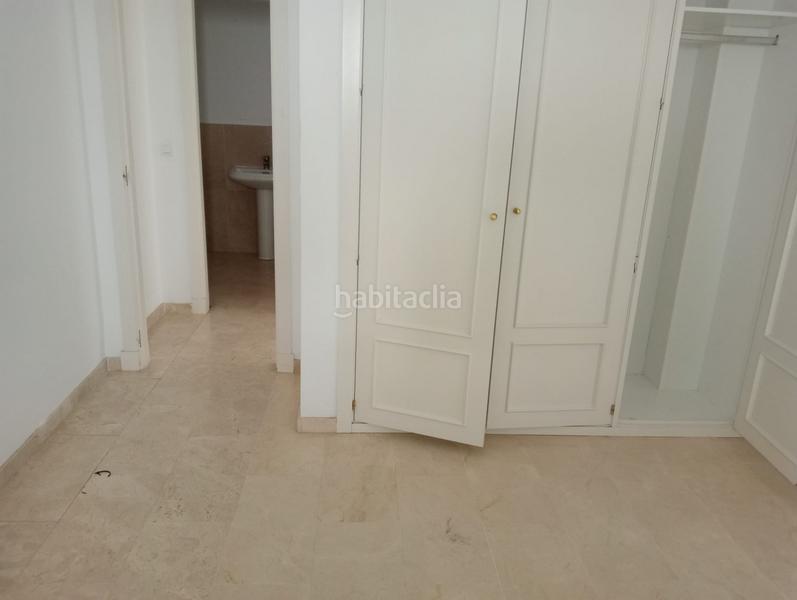Foto eae87b6e-b911-43b2-9652-3e88e74531dc. Apartament amb aparcament piscina a El Castillo Manilva