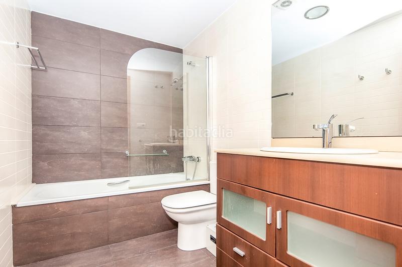 Foto 153b0da6-5daa-47ab-8796-39124a097045. Dúplex solvia inmobiliaria dúplex en Font dels Capellans - Sagrada Familia Manresa