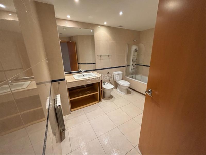 Foto b26008b9-1ed8-4a11-83fd-d24960d67093. Duplex avec chauffage dans Vilanova del Vallès