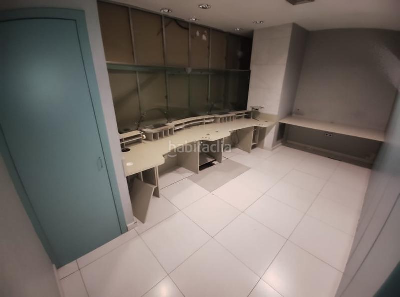 Foto 56d9baae-5440-465d-a768-f94dc36b09a3. Alquiler local comercial solvia inmobiliaria locales en Barberà del Vallès