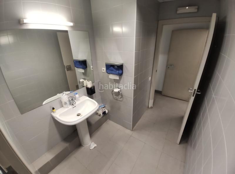 Foto 66ad9b8d-353c-4c7e-b1cd-592f35dfed30. Alquiler local comercial solvia inmobiliaria locales en Barberà del Vallès