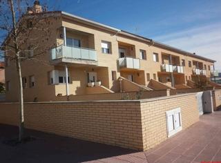 Casa aparellada  Ronda san antonio. Solvia inmobiliaria  chalet adosado vilanova del camí