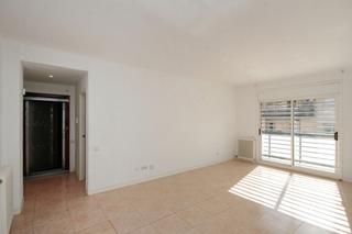 Appartement  C/ renaixement. Solvia inmobiliaria  piso terrassa