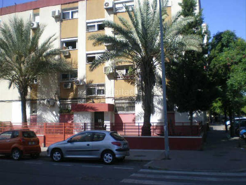 Foto 239d8037-bf75-4e79-8de9-d86d0dc1b3d7. Appartamento in Villegas Sevilla