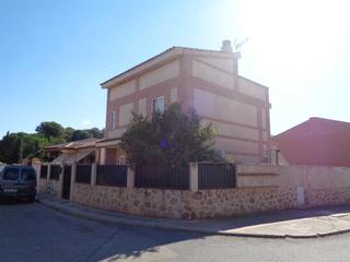 Chalet  Tv cercados. Solvia inmobiliaria  chalet independiente burguillos de toledo