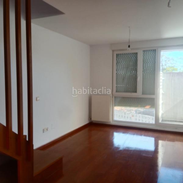 Foto ec3b6c9b-c8b4-459b-986d-84358a4c9ff1. Duplex in Suances
