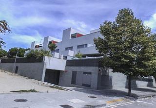 Casa pareada  C/ halley. Solvia inmobiliaria  chalet adosado rubí