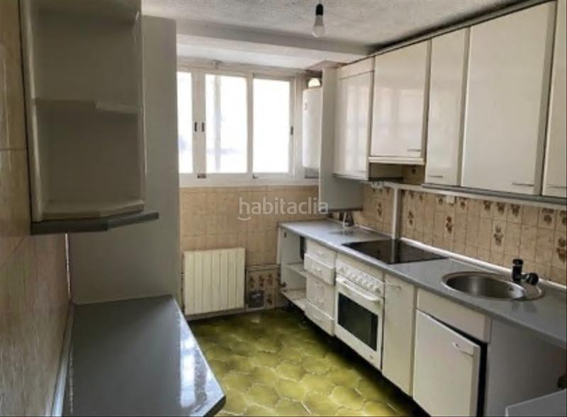 Foto 56bc1e9b-aaac-4ae7-965f-6e3d79e5193a. Appartement dans Almendrales Madrid