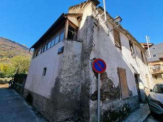 Etagenwohnung  C/ laurens. Solvia inmobiliaria  piso les