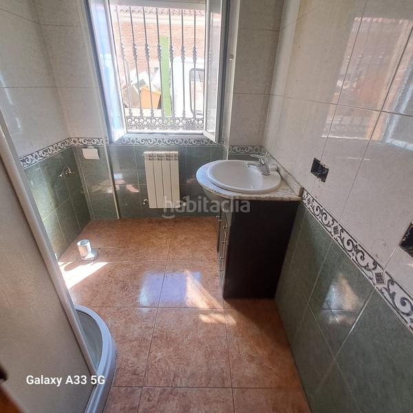 Foto facb684c-1545-4a73-8332-3e3009f7f220. Chalet in Solana (La)