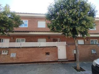 Xalet  C/ fontanelles. Solvia inmobiliaria  casa borges del camp les