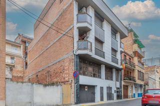 Pis  C/ les monges. Solvia inmobiliaria  piso artesa de segre