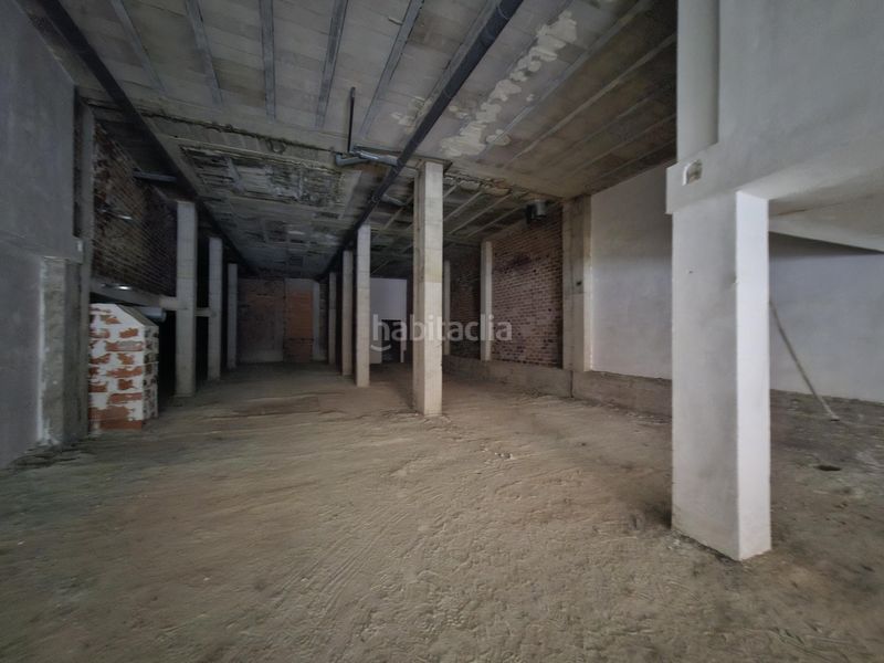 Foto 22f9ab73-3243-423e-8e9a-83abf994e82e. Local comercial a Centre Reus