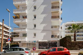 Local Comercial  C/ riu de la plata. Solvia inmobiliaria  locales lloret de mar