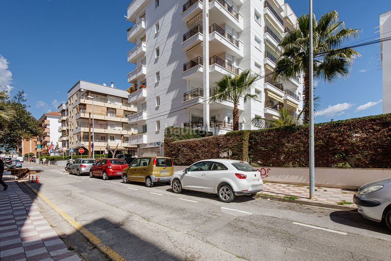 Foto b636ab0f-c666-4624-834e-4bfbd33fd9de. Local comercial a Fenals Lloret de Mar