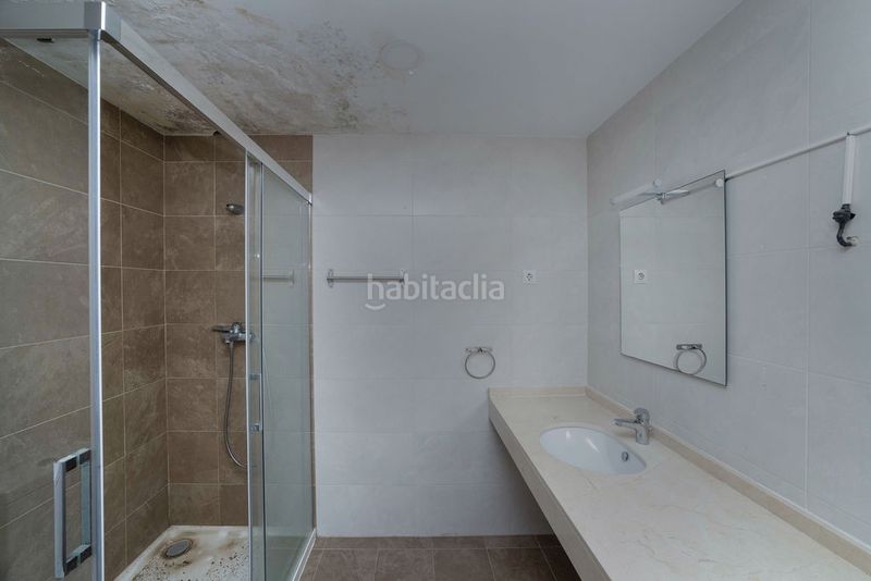 Foto 2f596312-8f25-493b-914f-a25124433094. Pis amb piscina a Benisaudet Alicante