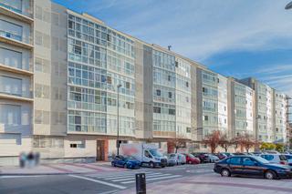 Car parking  C/ julián gallego. Solvia inmobiliaria  garaje y trastero zaragoza