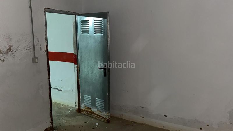 Foto 37779d28-2a47-488c-903b-1e95a28fe183. Aparcament cotxe a Baños y Mendigo Murcia