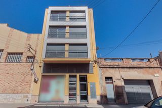 Etagenwohnung  C/ navarra. Solvia inmobiliaria  piso amposta