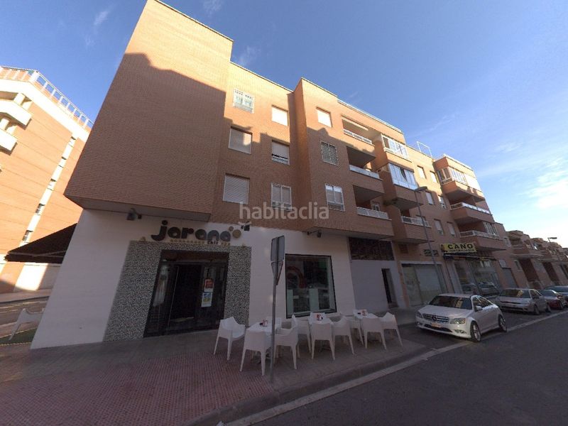 Foto e0266558-d89c-4246-a439-222243477968. Aparcament cotxe a San Luis Almería