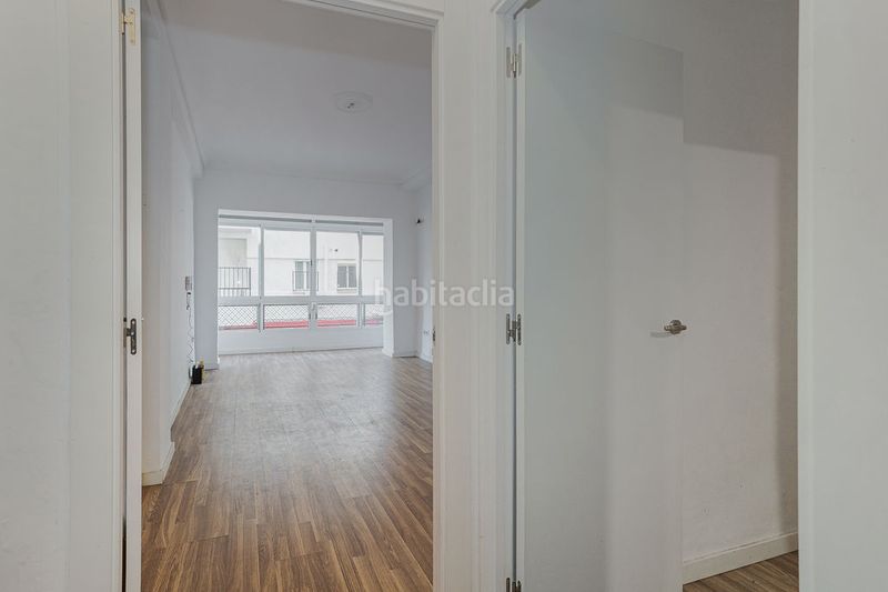 Foto d8b8c340-c0f8-46b6-8a7f-443abee212e4. Pis a Los Remedios Sevilla