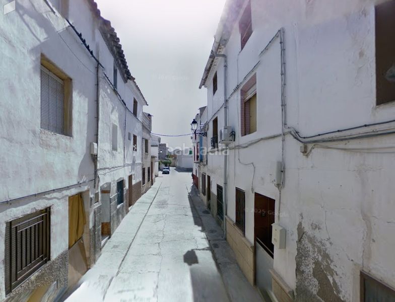 Foto a3c97c36-ff01-4a87-9b0d-753a39cc6e3b. Xalet a Velilla de Ebro