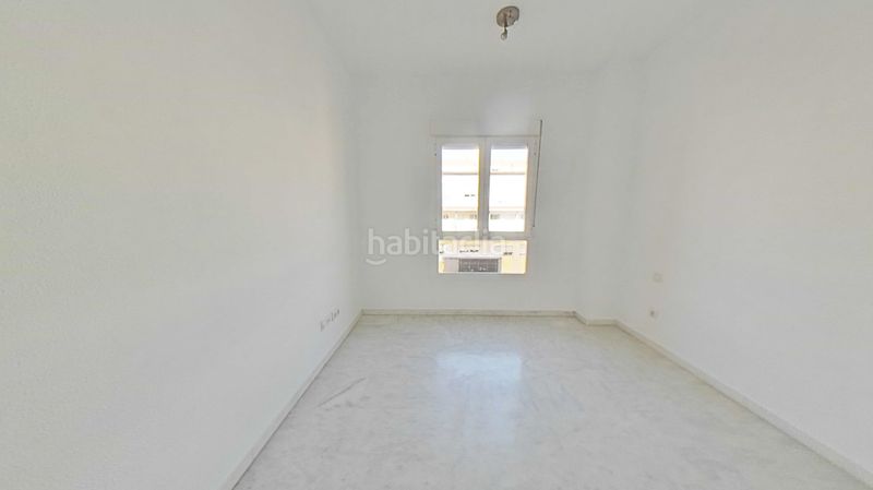 Foto fc768a7e-2b60-49d4-b4f8-362958ef0ad3. Apartament a Urbadiez - Entrepuentes Sevilla