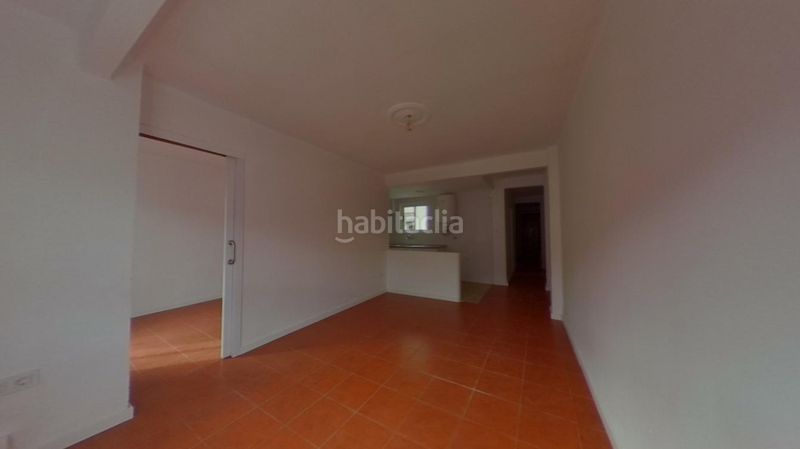 Foto cfd7080d-b235-4580-b4cb-ea83183b37f0. Pis a Els Orriols Valencia