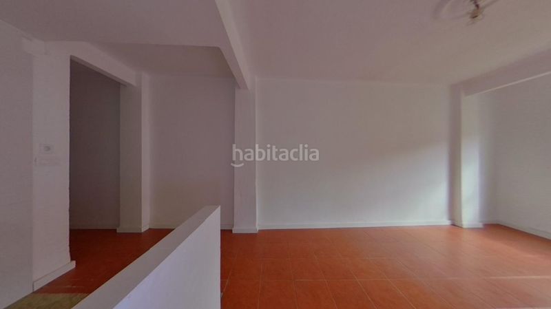 Foto f4c445a2-23b0-4f79-a15d-60b11a4d429d. Pis a Els Orriols Valencia