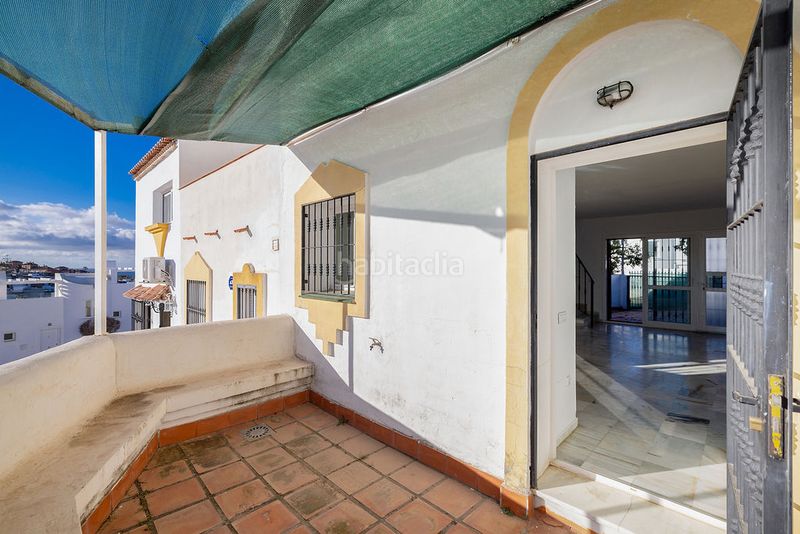 Foto 22a86618-49d6-430a-972a-32187f9d8060. Dúplex amb aparcament piscina a reserva de Marbella Marbella