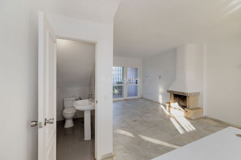 Foto 294482c7-8f74-41d2-8c77-7ad5b28a2f20. Dúplex amb aparcament piscina a reserva de Marbella Marbella