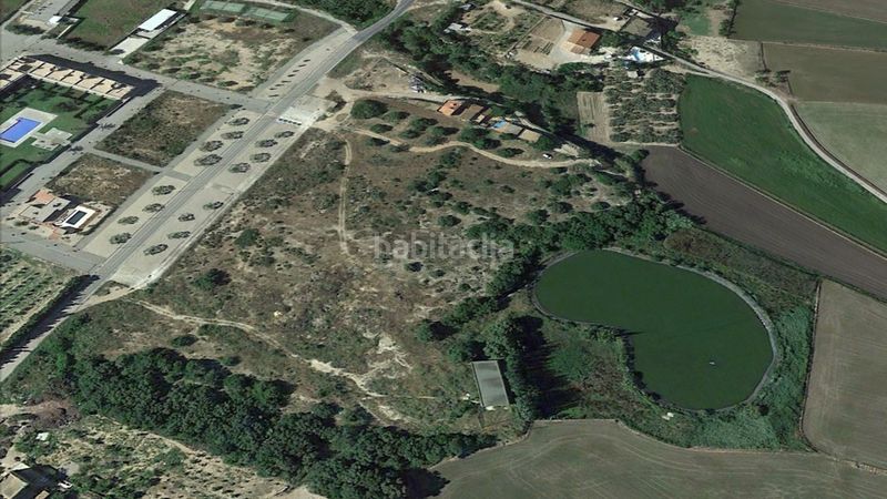 Foto 24a1f18b-4ba0-4e43-8c86-64e2b8bf618d. Oficina a Ampolla (L´)
