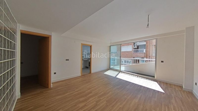 Foto f5e3c816-6c7c-486b-83c7-6a2698983ead. Pis a Santo Domingo Alicante