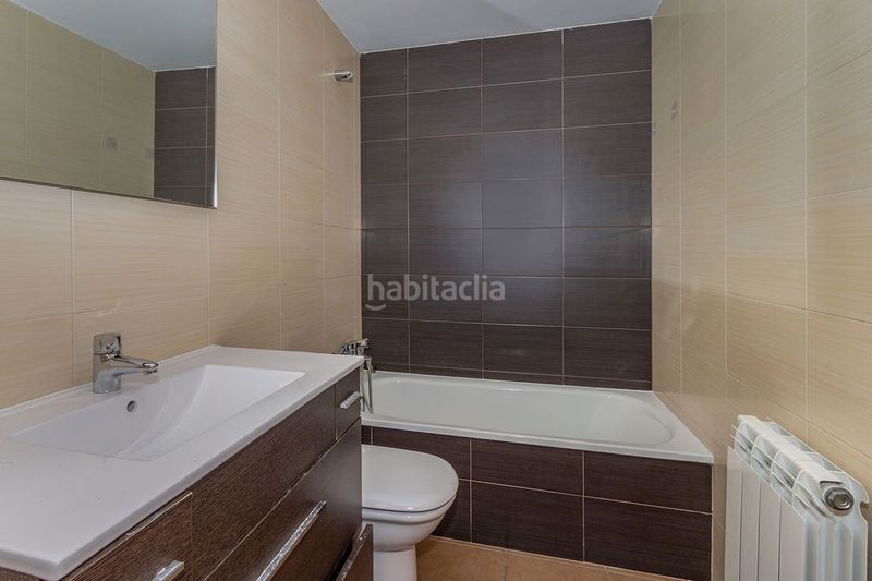 Foto b5347346-41eb-45c7-a7a4-c5bf92bd6ed5. Pis amb calefacció a Mollerussa