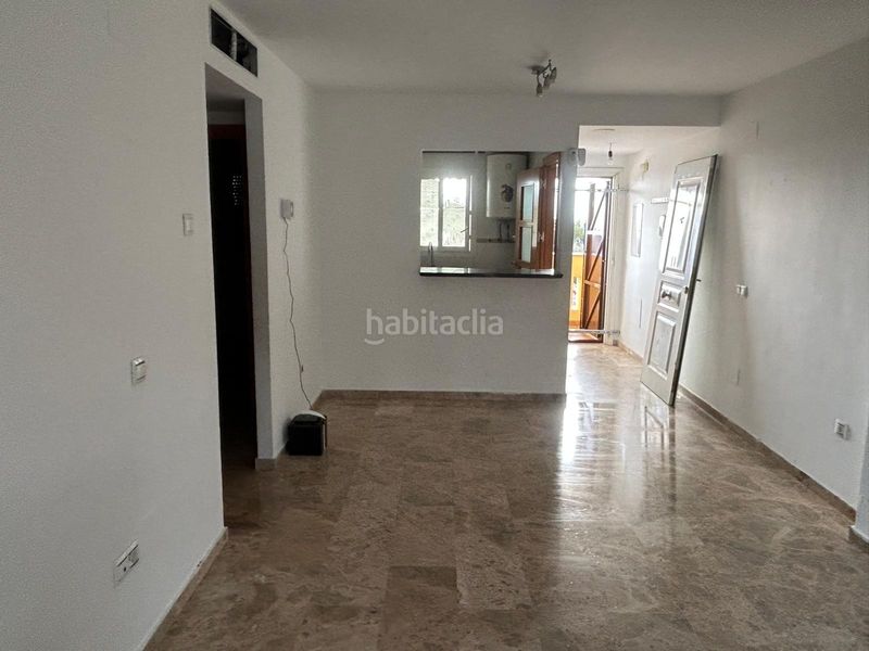 Foto 24badd51-8ca9-4c52-8435-6bab1b8df293. Pis amb aparcament piscina a El Pinillo Torremolinos