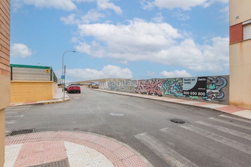 Foto 1d0dc72a-4f45-4fac-96db-1b9847106905. Oficina solvia inmobiliaria suelo urbano consolidado en Roquetas de Mar