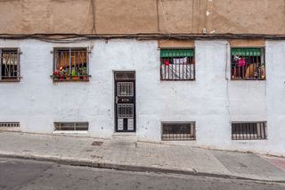 Piso  C/ sant cebriá. Solvia inmobiliaria  piso badalona
