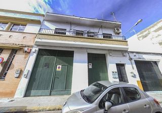 Flat  C/ lepe. Solvia inmobiliaria  piso sevilla