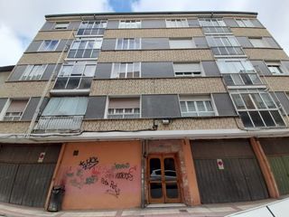 Pis  C/ pedro ruiz. Solvia inmobiliaria  piso briviesca