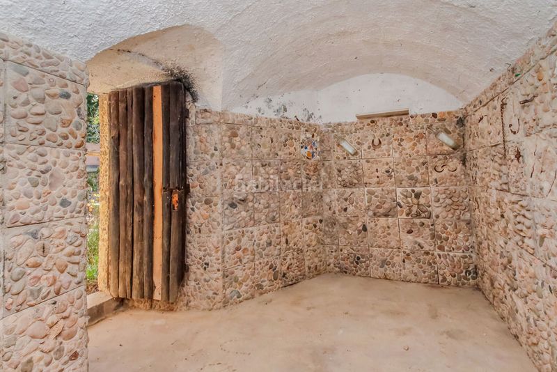 Foto fa4b376b-8521-491b-940d-56fe66d22210. Xalet a Valls