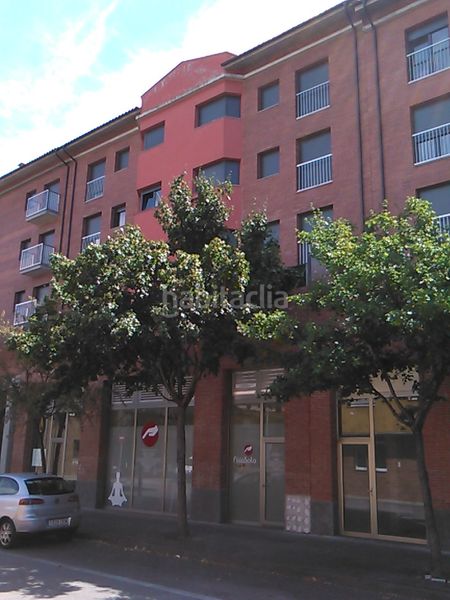 Foto b7f78e4c-26d3-4cde-8e9e-214c37352c3a. Pis a Manlleu