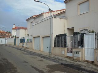 Doppelhaus  C/ pilones. Solvia inmobiliaria  chalet adosado huerta de valdecarábanos